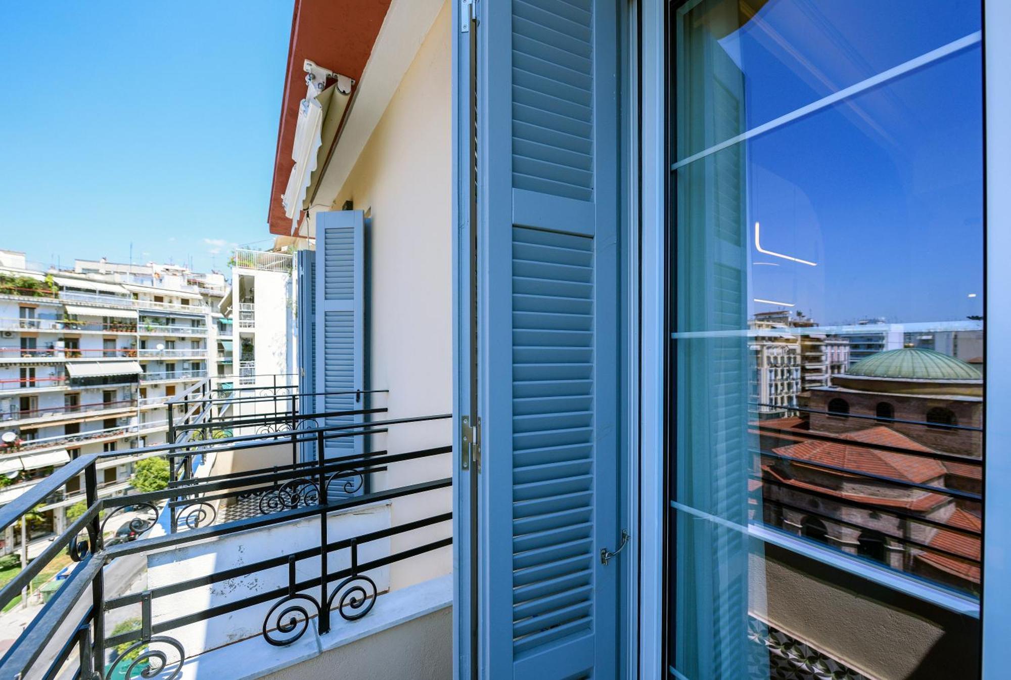 King Apartment Thessaloniki By Luxlikehome Exterior photo